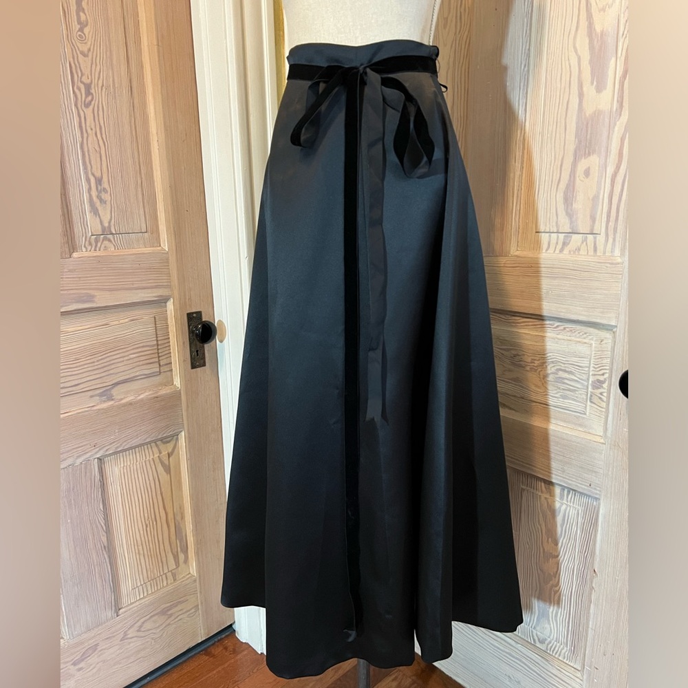 Elegant Black A-Line Skirt